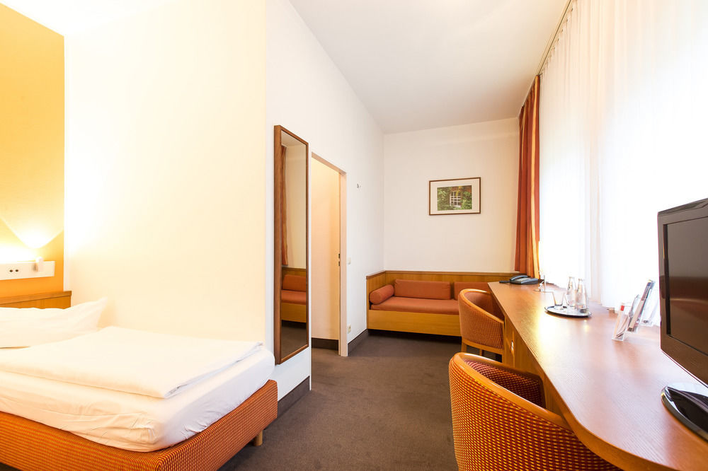 Hotel Christophorus Берлин Екстериор снимка